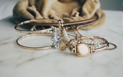 How to Spot Authentic vs. Fake Luxury Watches: A Buyer’s and Seller’s Guide